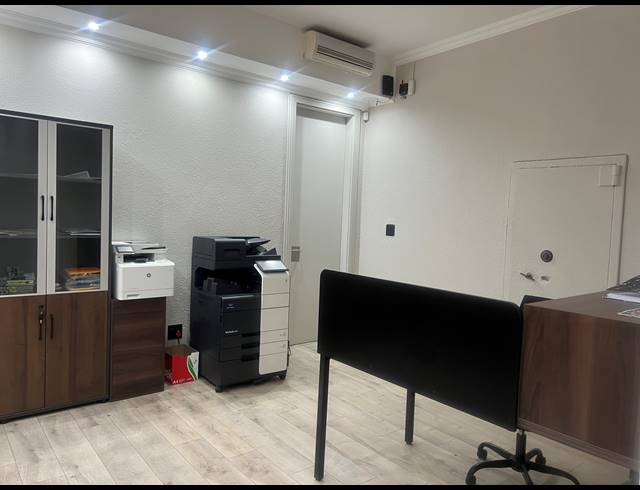 550M² OFFICE TO LET IN ROSEBANK
